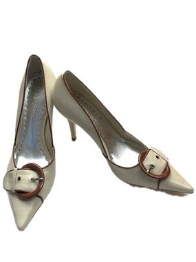 BCBGIRLS CREAM & BROWN BUCKLE PUMPS
